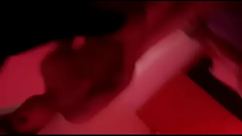 高 颜 值 美女 做爱 · 二